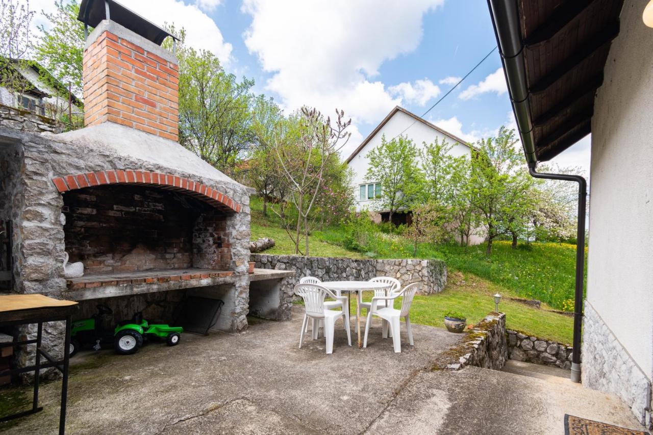Apartments With A Parking Space Slunj, Plitvice - 18152 Exterior foto